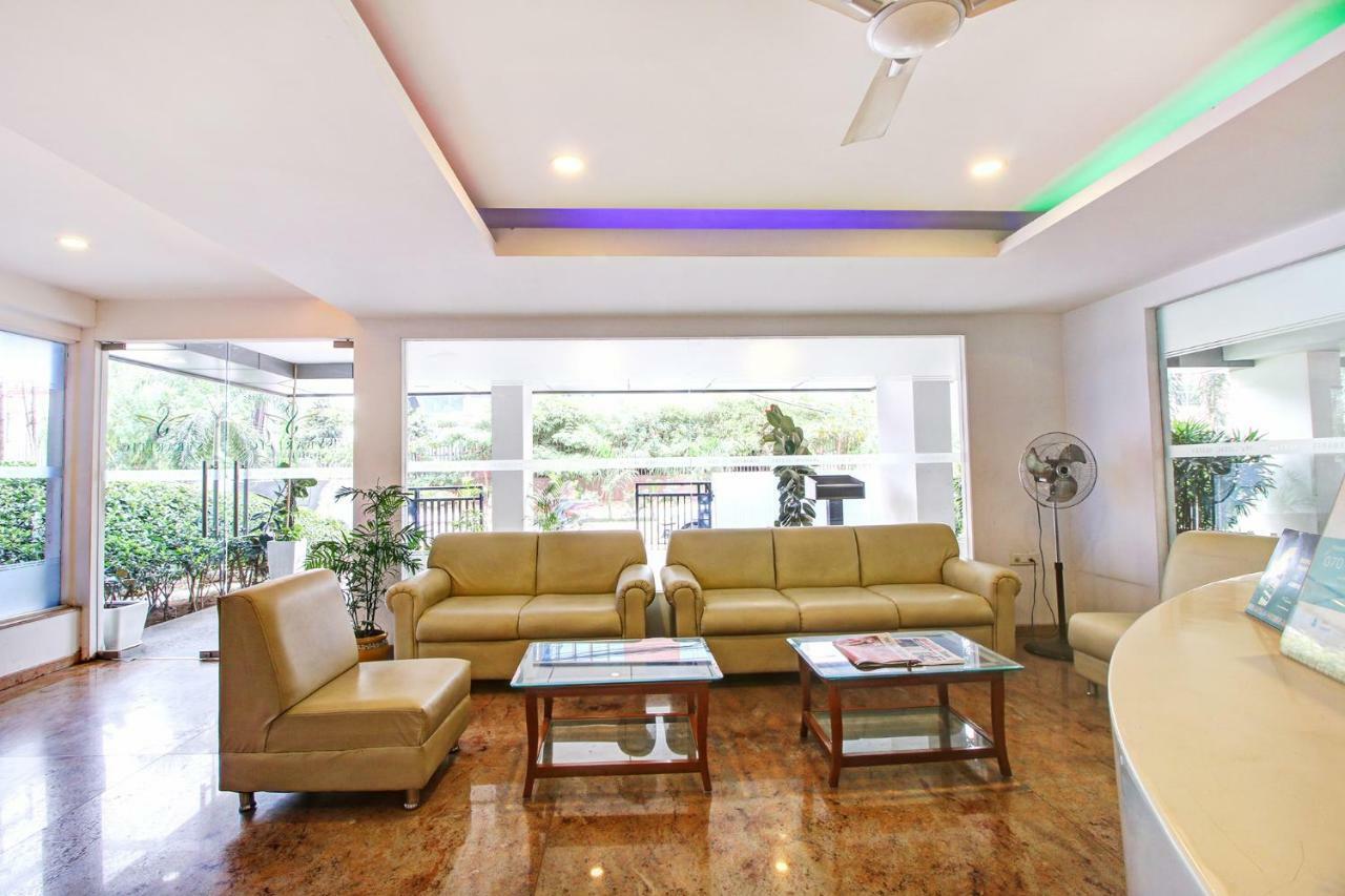 Fabhotel Syberitic Suites Gachibowli - Fully Vaccinated Staff Kondapur  Exteriör bild